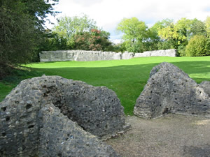 Walls at Bramber Castle